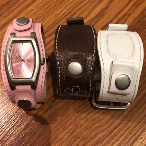 Tilt watch set with 3 interchangeable bands